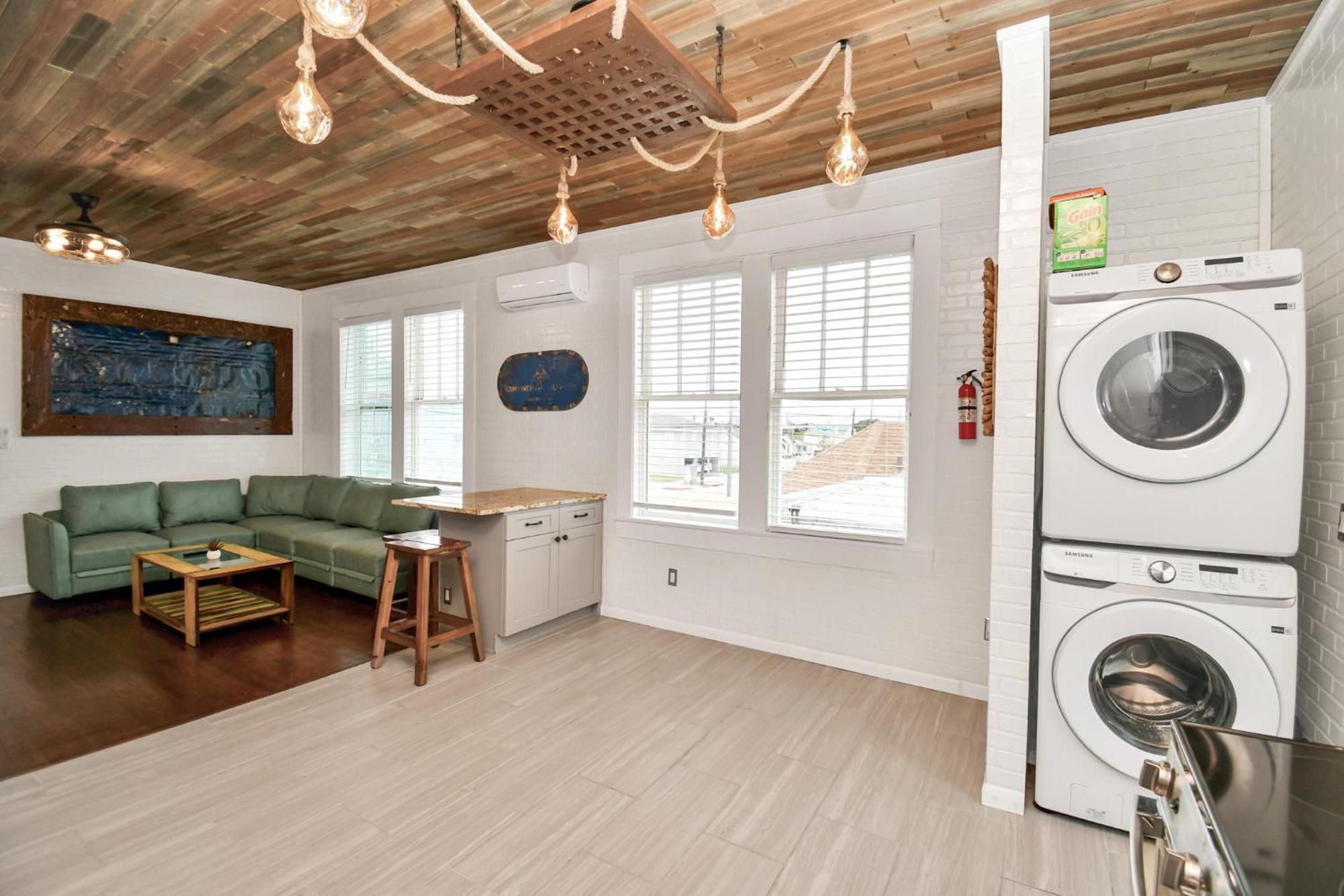 شقة Nautical Loft With Outdoor Kitchen & Beach Access غالفيستون، تكساس المظهر الخارجي الصورة